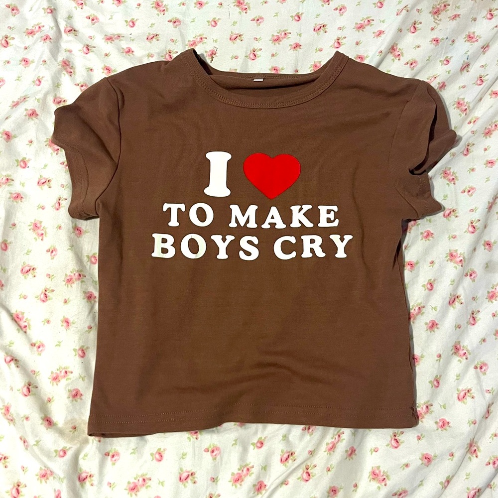 i heart to make boys cry tee